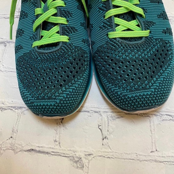 APL Running Shoes - Picture 7 of 8